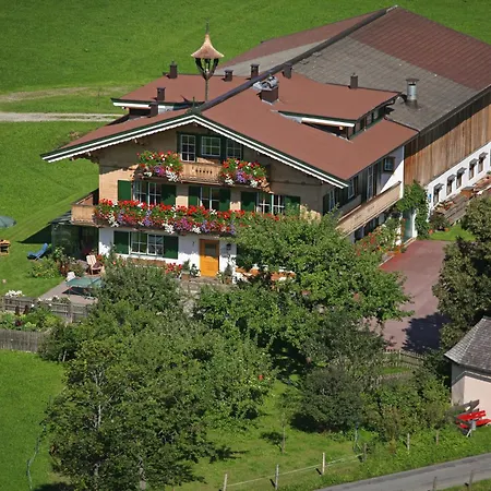 Guest house Lindenhof 4*